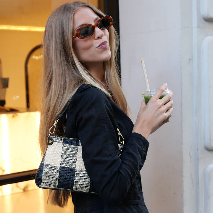 Besos Bag Black